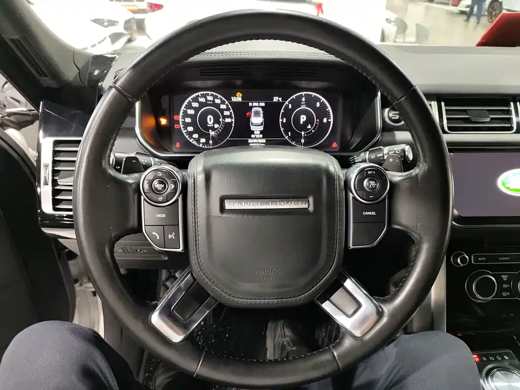 Land Rover Range Rover — миниатюра 10