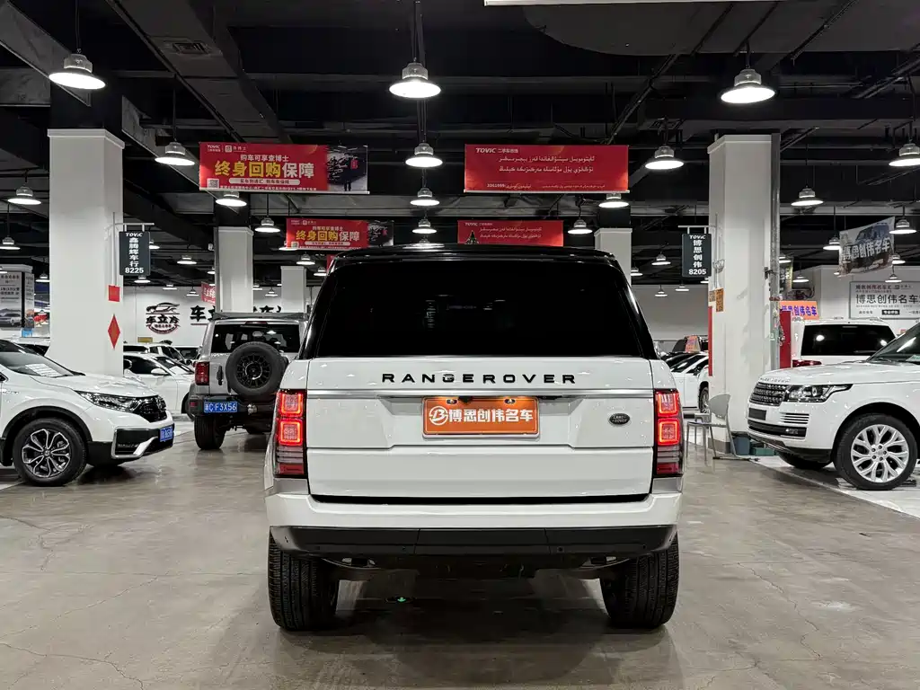Land Rover Range Rover — миниатюра 8