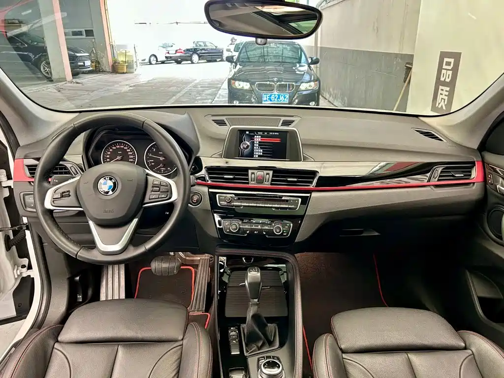 BMW X1 — миниатюра 8
