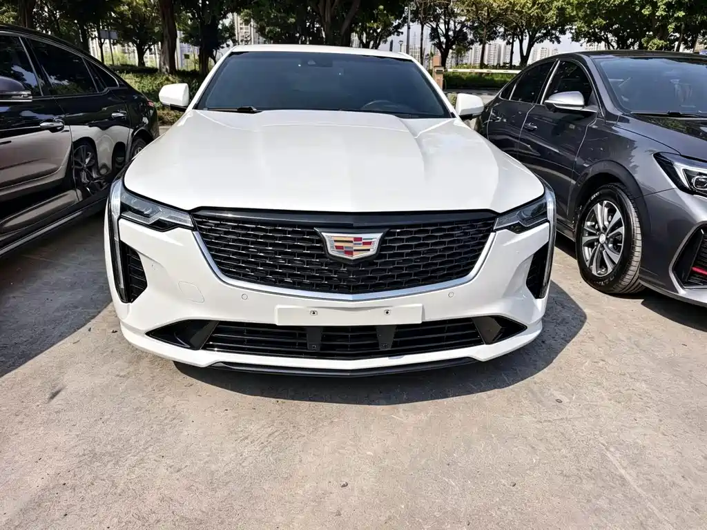 Cadillac CT4 — миниатюра 2