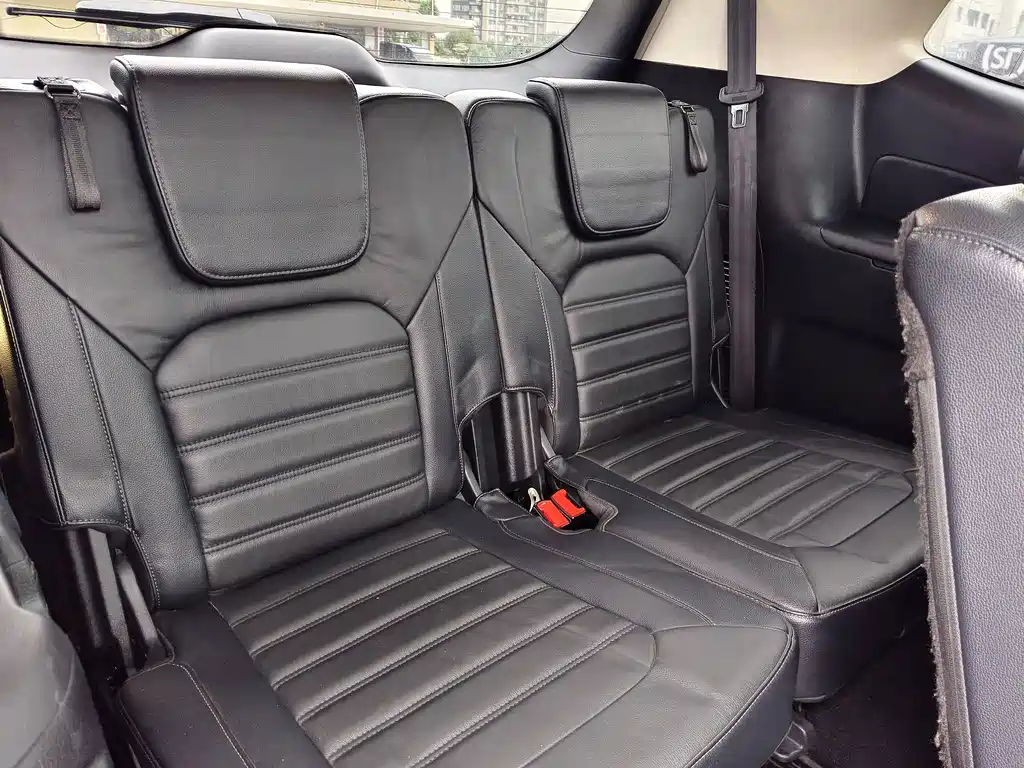 Ford Edge — миниатюра 13