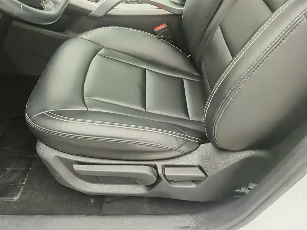 Geely Boyue — миниатюра 20