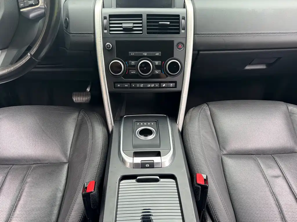 Land Rover Discovery Sport 2016 2.0T SE