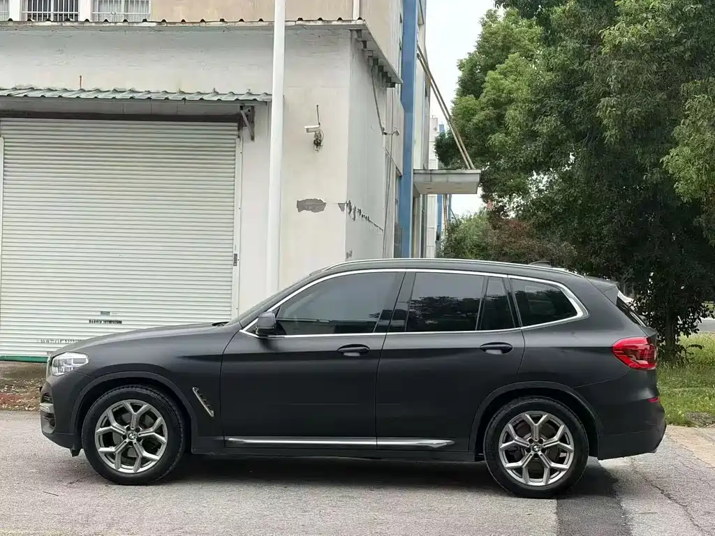 BMW X3 — миниатюра 7