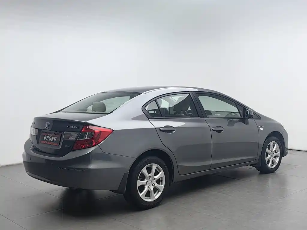 Honda Civic — миниатюра 2
