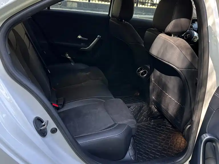Mercedes-Benz A-Class — миниатюра 15