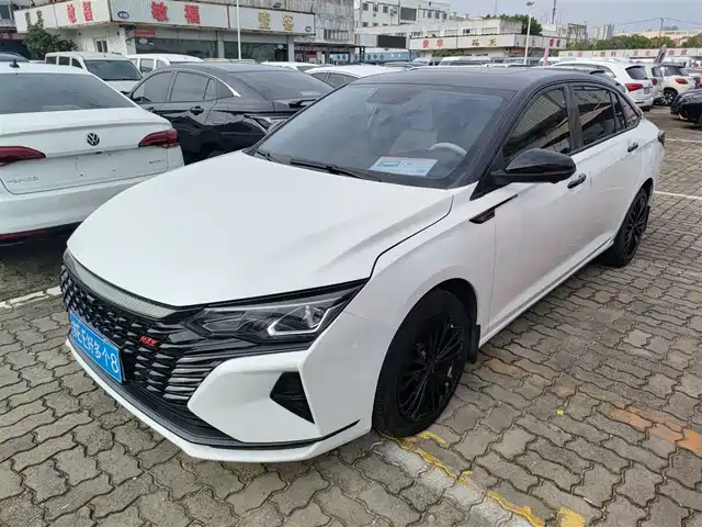 DONGFENG YI HYUN MAX 2023