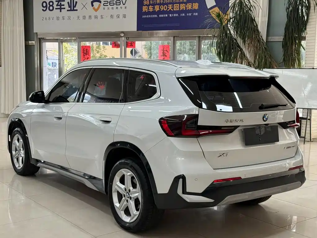 BMW X1 — миниатюра 6