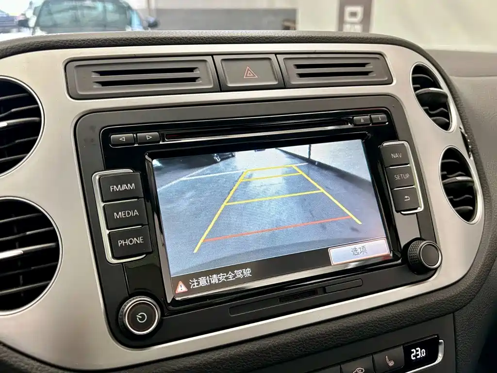 Volkswagen Tiguan — миниатюра 10