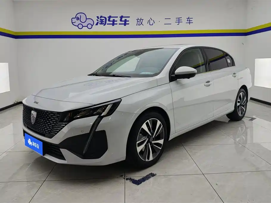 Peugeot 408 2025