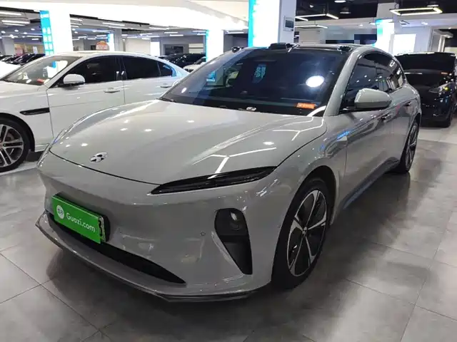 2025 Nio ET5