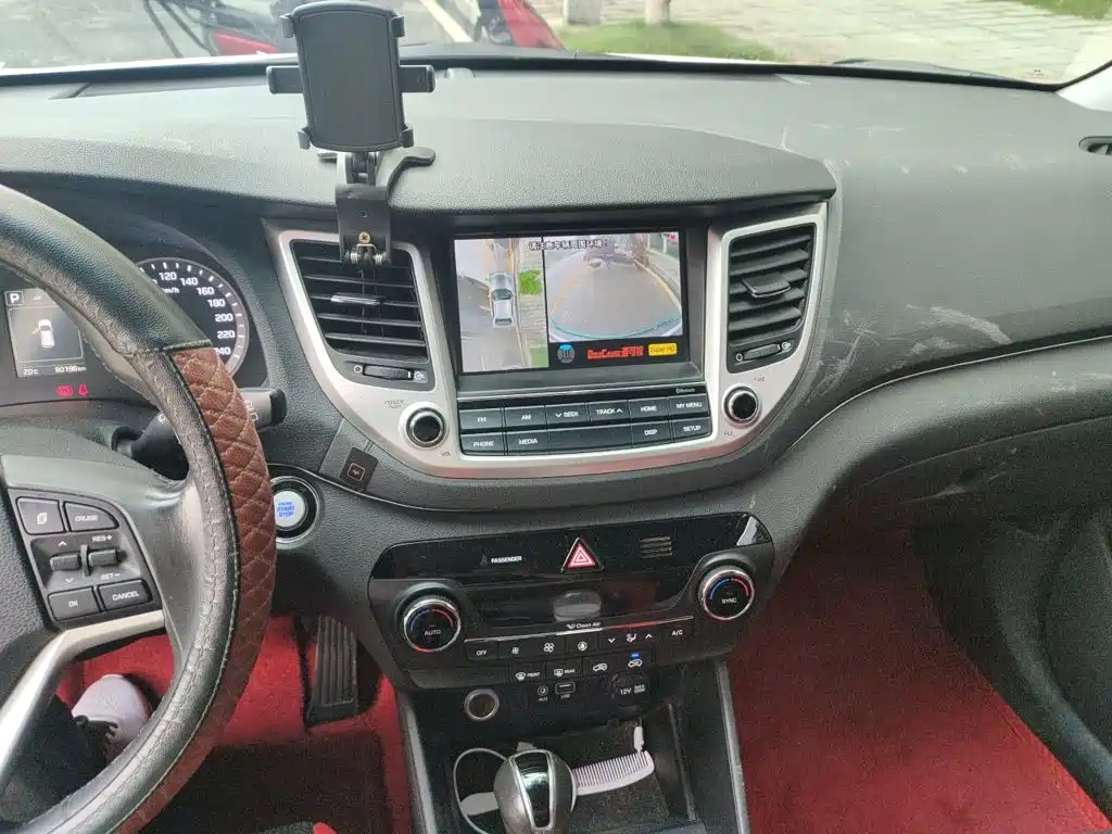 Hyundai Tucson — миниатюра 9