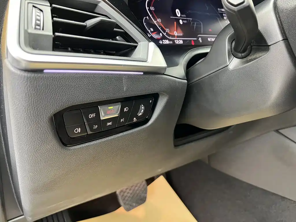 BMW 3 Series — миниатюра 28
