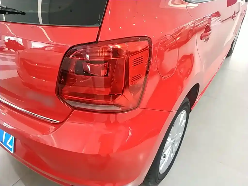 Volkswagen Polo — миниатюра 8