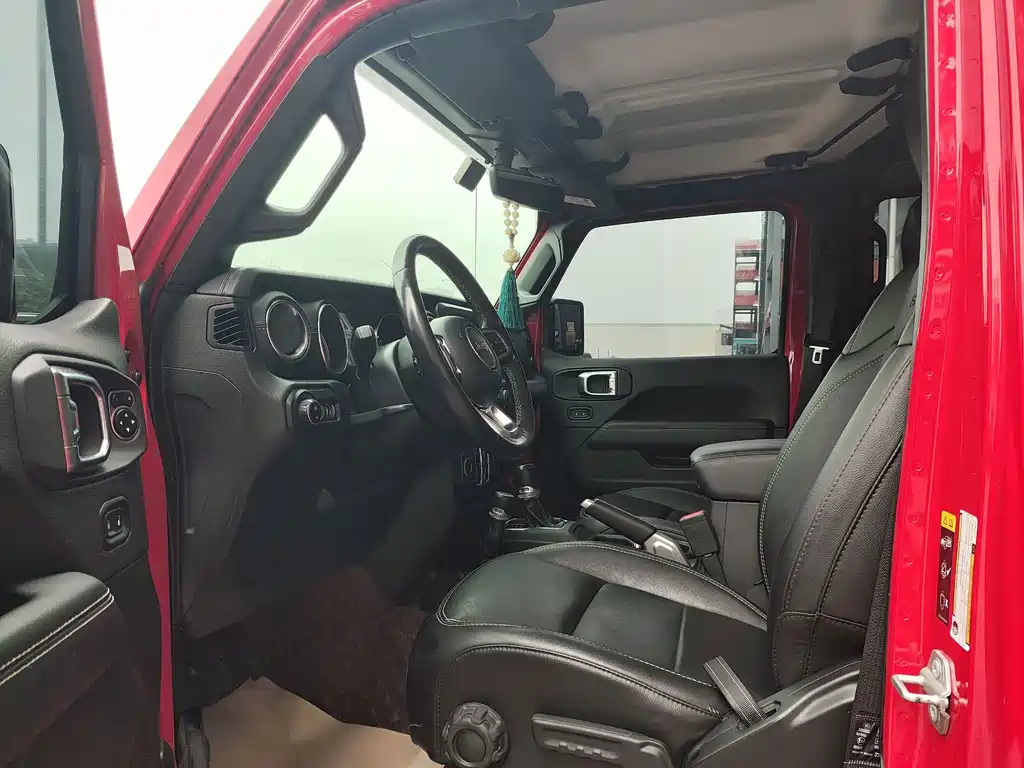 Jeep Wrangler — миниатюра 5