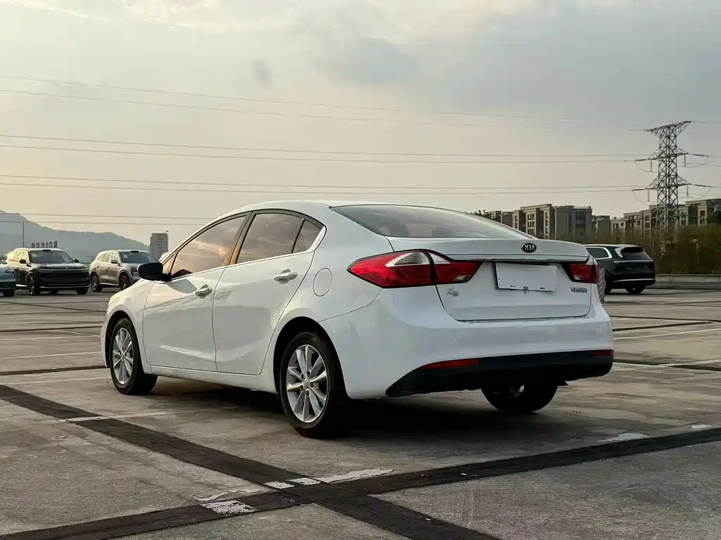 Kia K3 — миниатюра 4