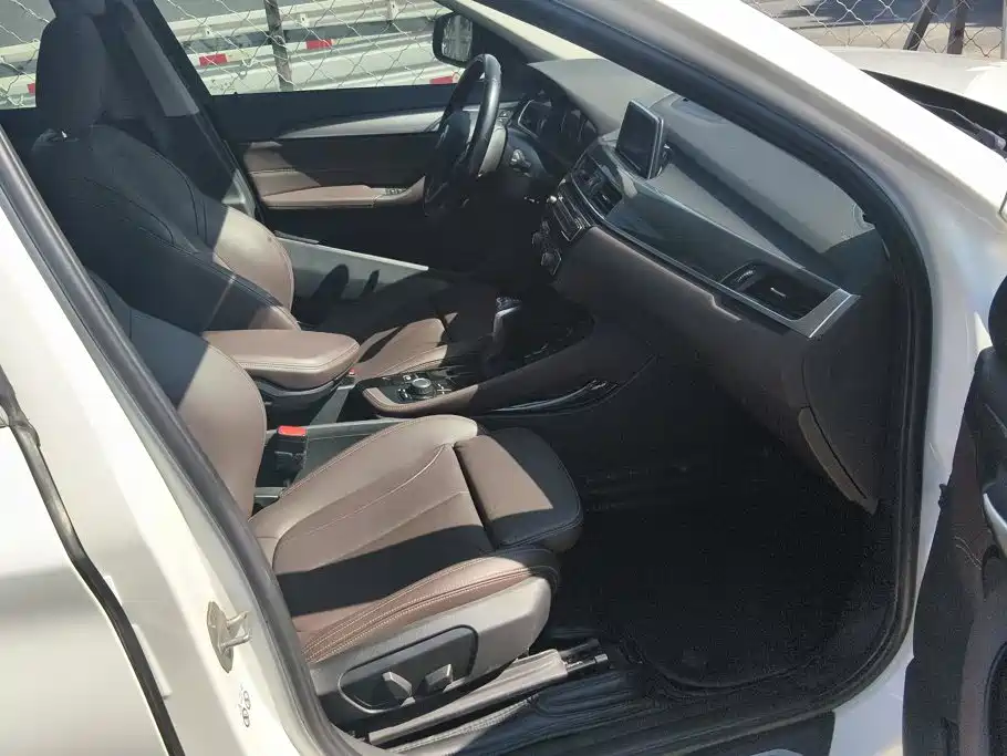 BMW X1 — миниатюра 8