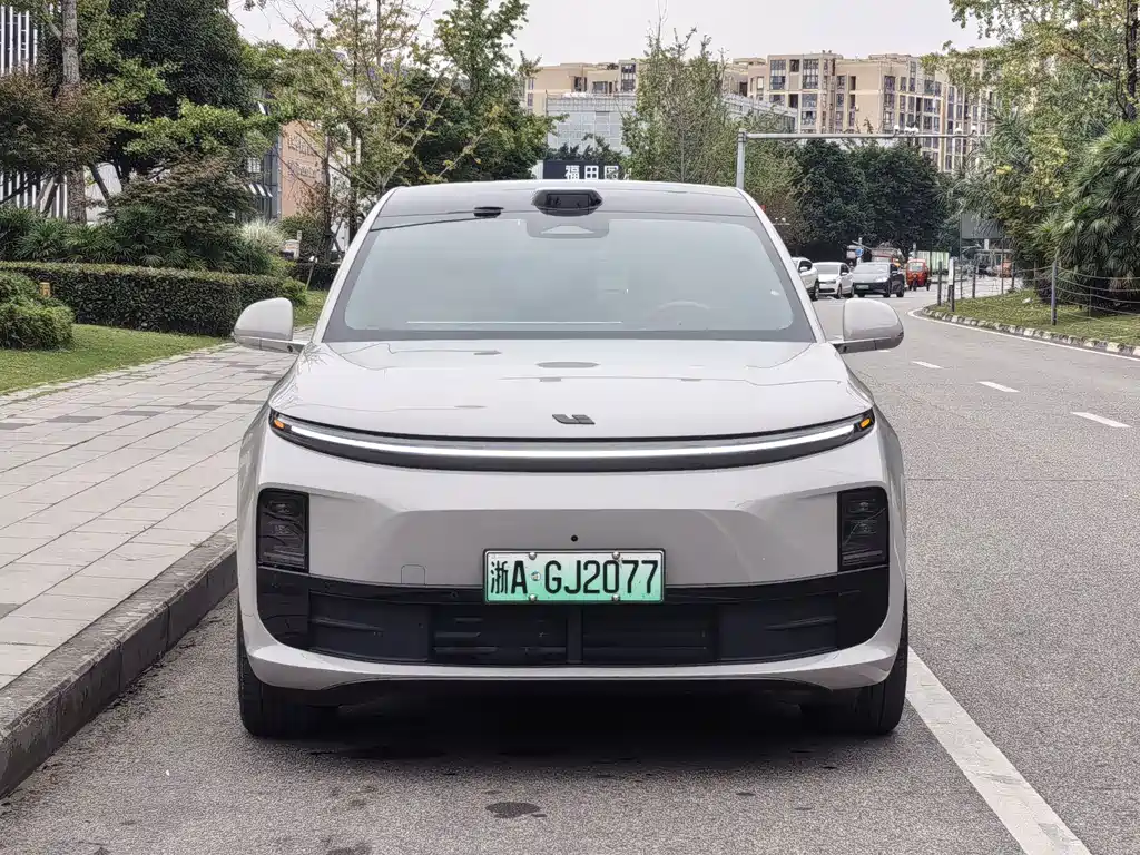 Li Auto Li L6 — миниатюра 2