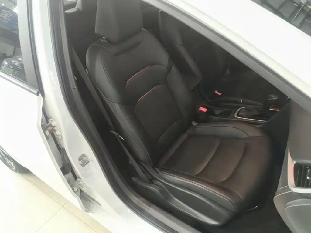 Chevrolet Monza — миниатюра 25