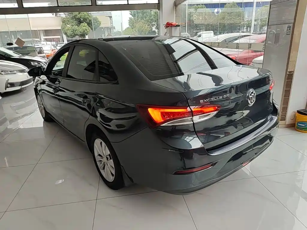 Buick Excelle — миниатюра 5