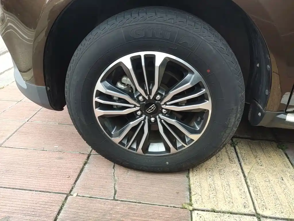 Geely Vision X6 — миниатюра 23