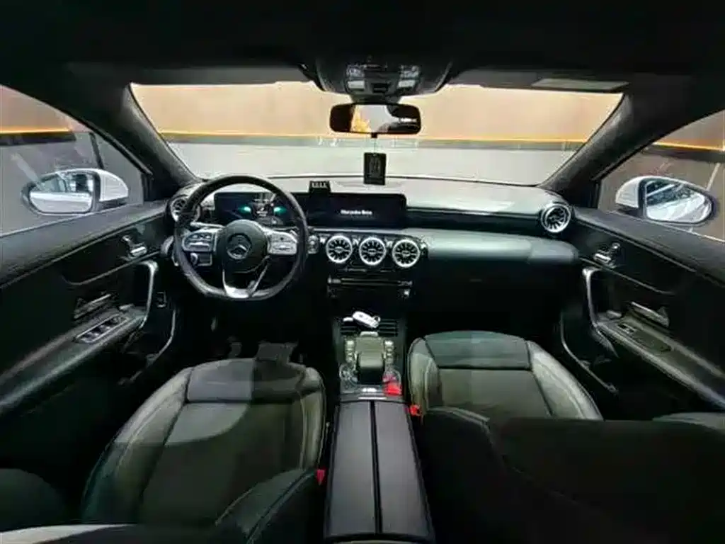 Mercedes-Benz A-Class A 2019 A 200 L Sport