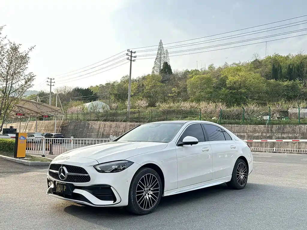 Mercedes-Benz C-Class 2023
