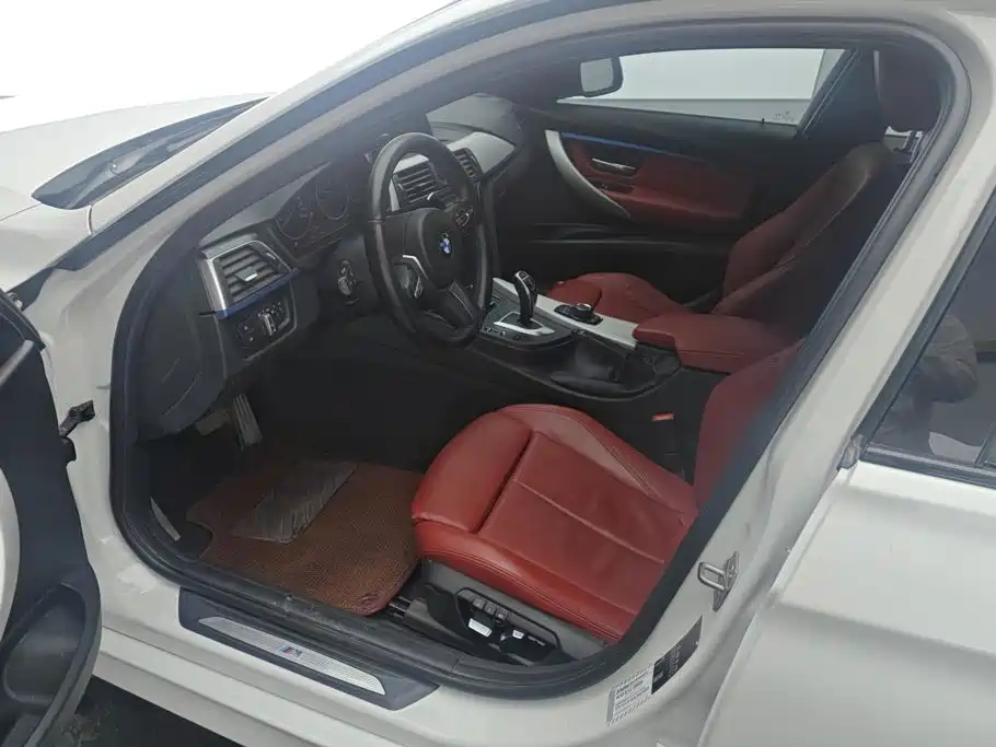 BMW 3 Series — миниатюра 9