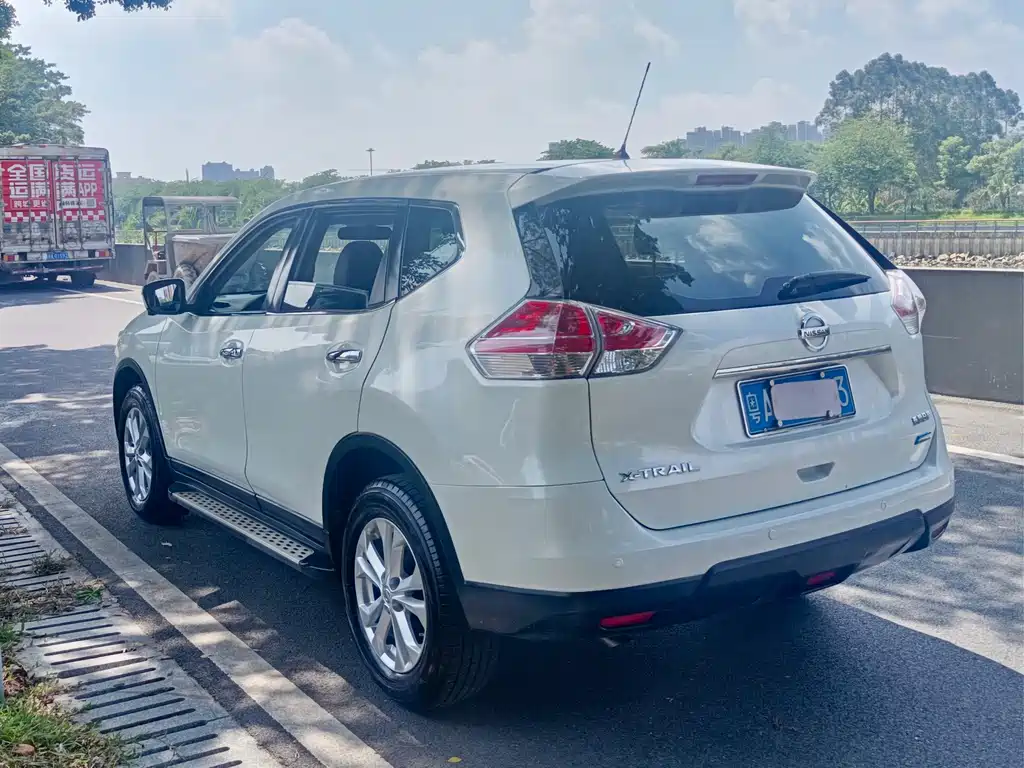 Nissan X-Trail — миниатюра 3