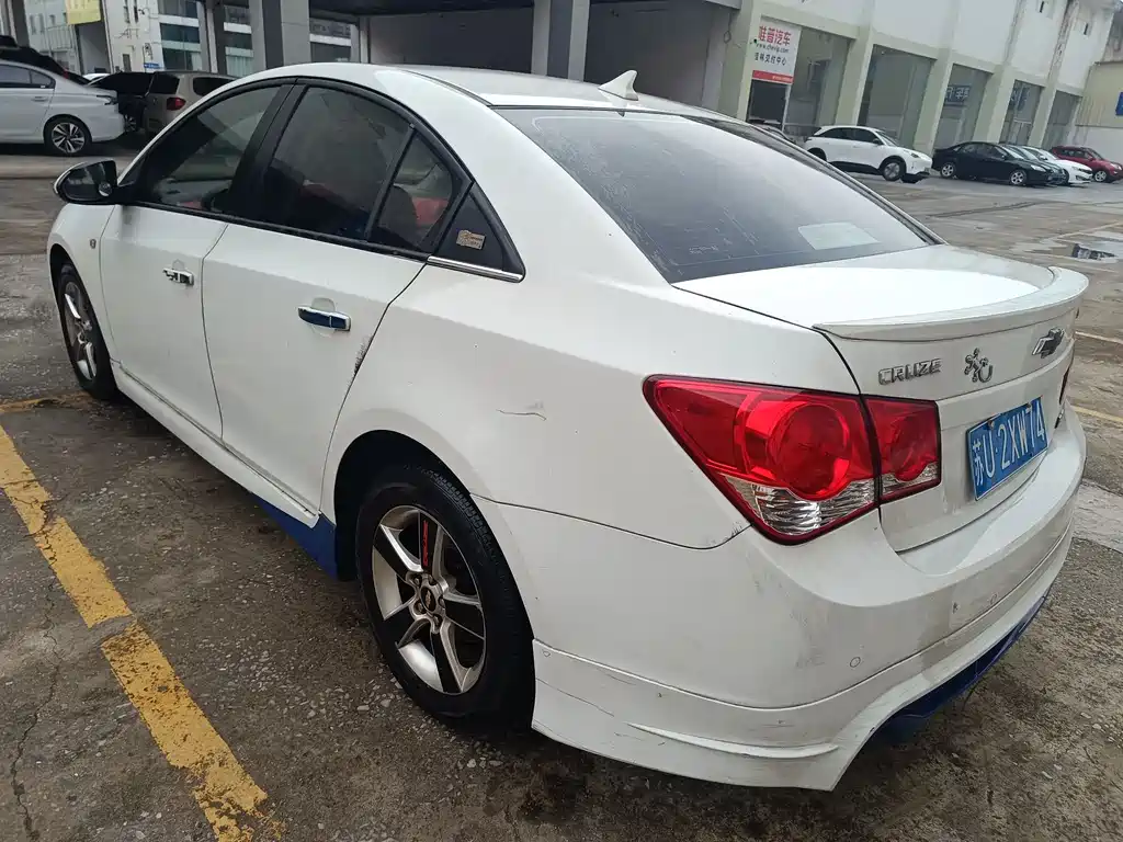 Chevrolet Cruze 2013 1.6L SE WTCC MT