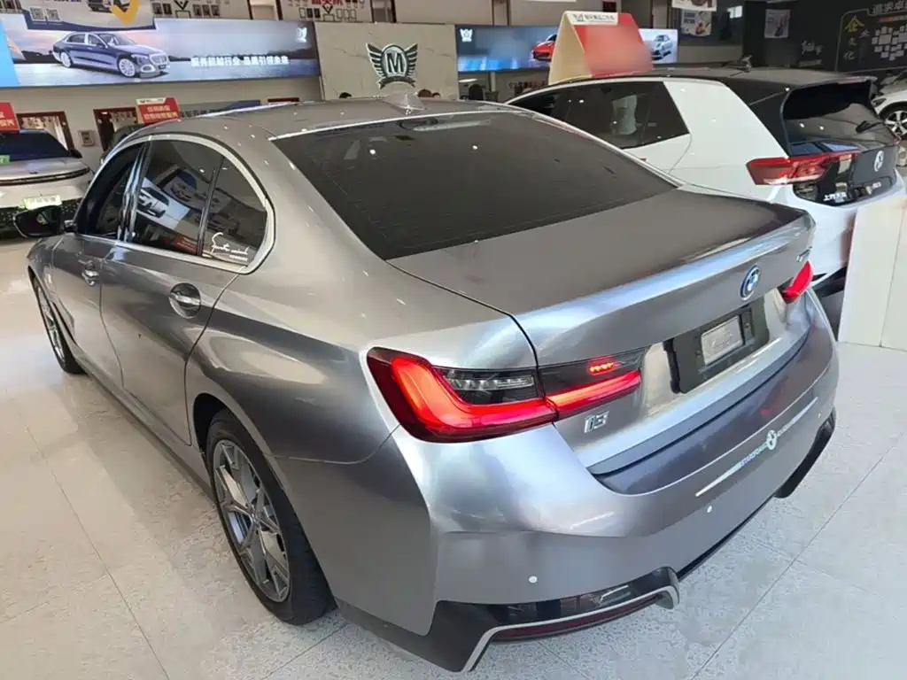 BMW i3 — миниатюра 5
