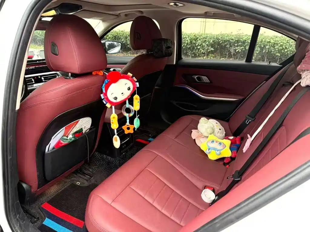 BMW 3 Series — миниатюра 4