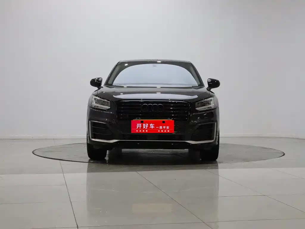 Audi Q2L — миниатюра 2
