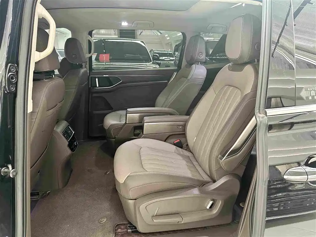 Volkswagen Viloran — миниатюра 13