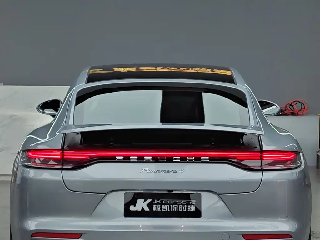 Porsche Panamera — миниатюра 12