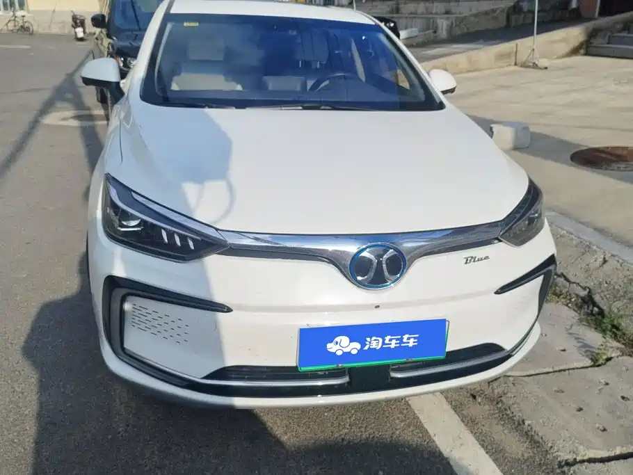 BAIC EU5 — миниатюра 2