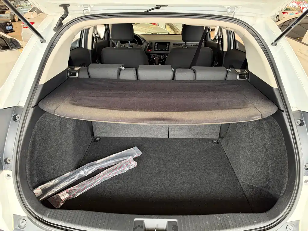 Honda Vezel — миниатюра 17