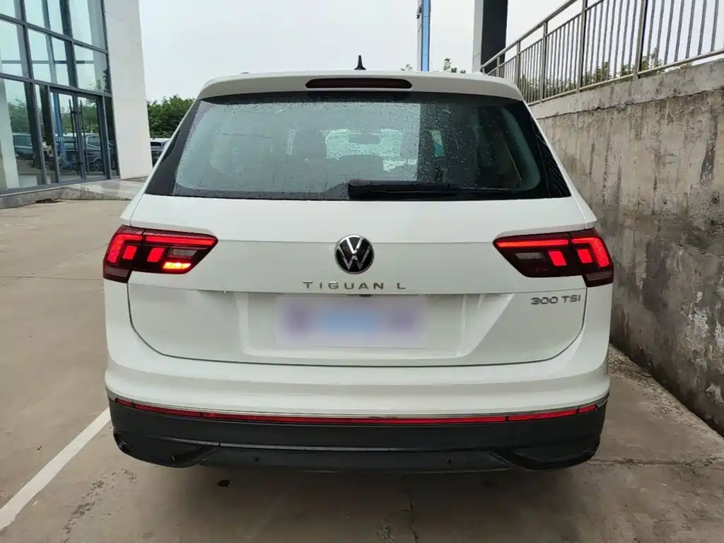 Volkswagen Tiguan L — миниатюра 6