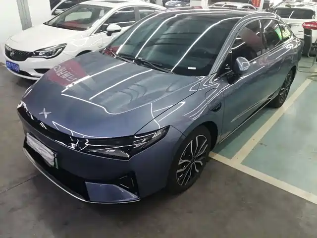 XPeng P5