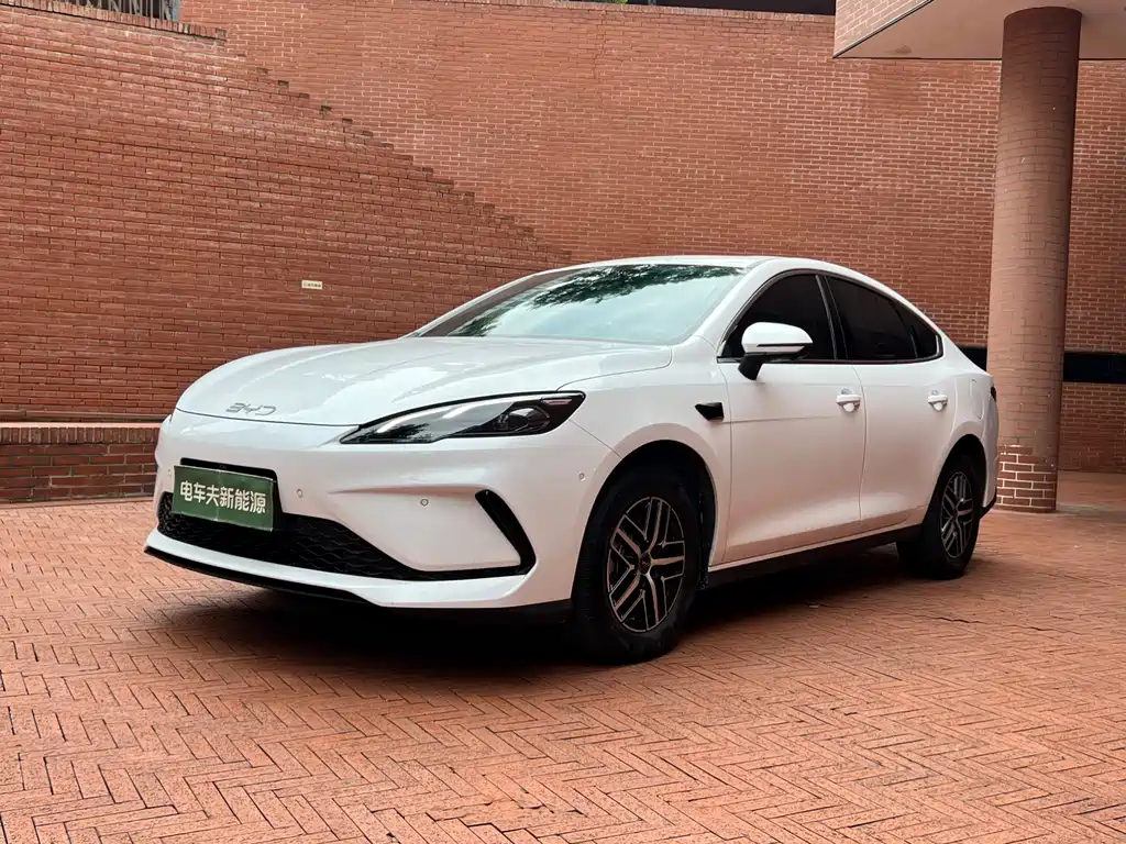 BYD Seal 05 DM-i 2025 DM-i Smart Drive Edition 120KM Flagship Type