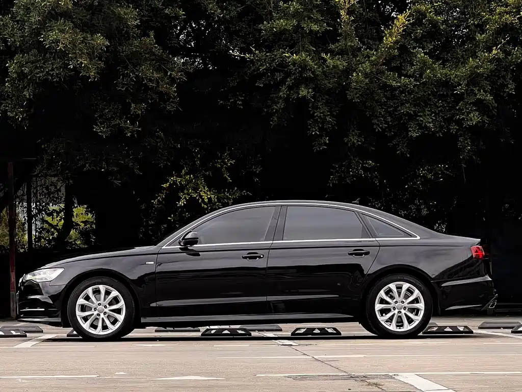 Audi A6L 2018 30 35 TFSI Fashion
