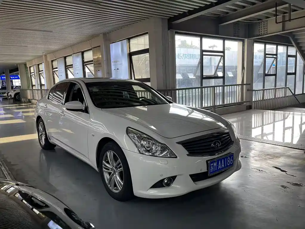 Infiniti G — миниатюра 3