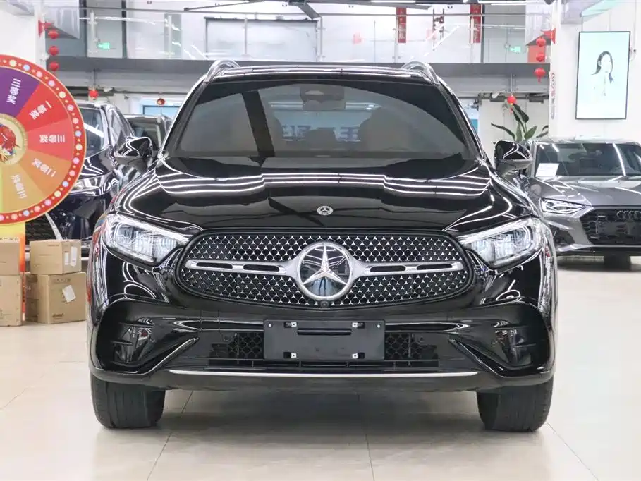Mercedes-Benz GLC 2023 GLC 300 L 4MATIC 5 мест