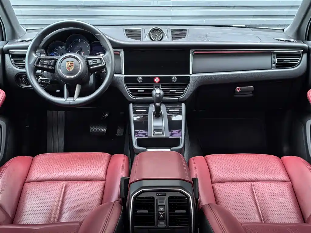 Porsche Macan — миниатюра 5
