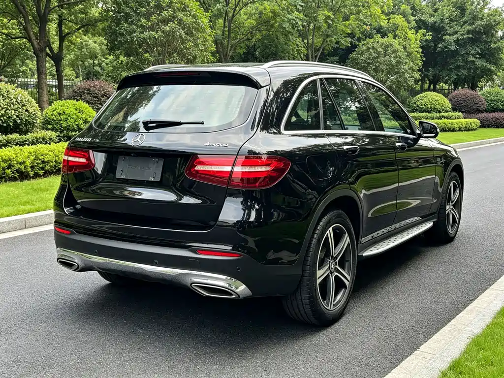 Mercedes-Benz GLC — миниатюра 12