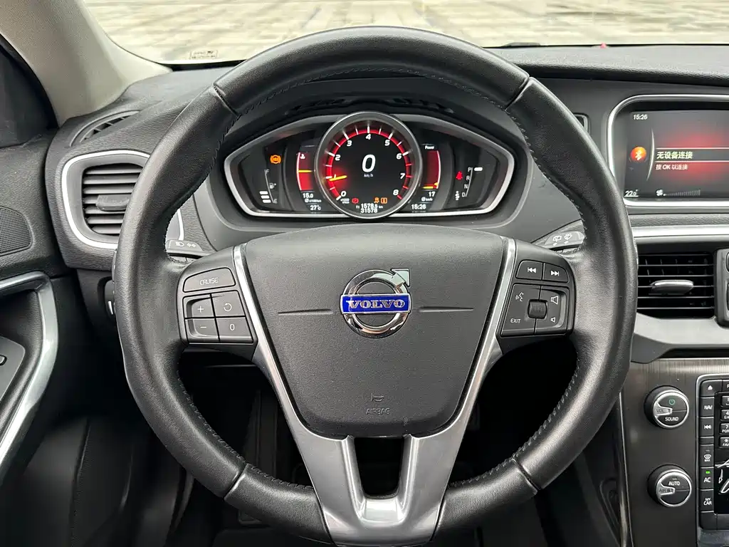 Volvo V40 — миниатюра 14