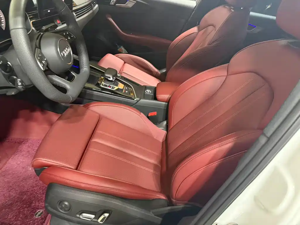 Audi A4L 2025 200 Enjoy 40 TFSI Luxury