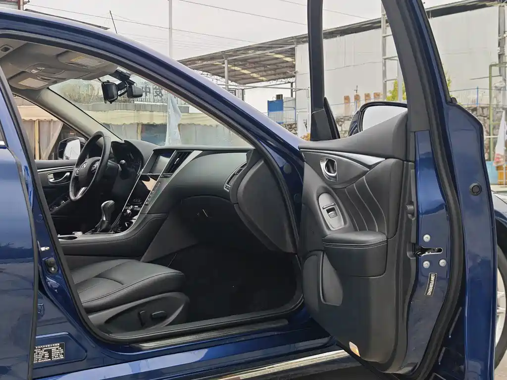 Infiniti Q50L — миниатюра 14