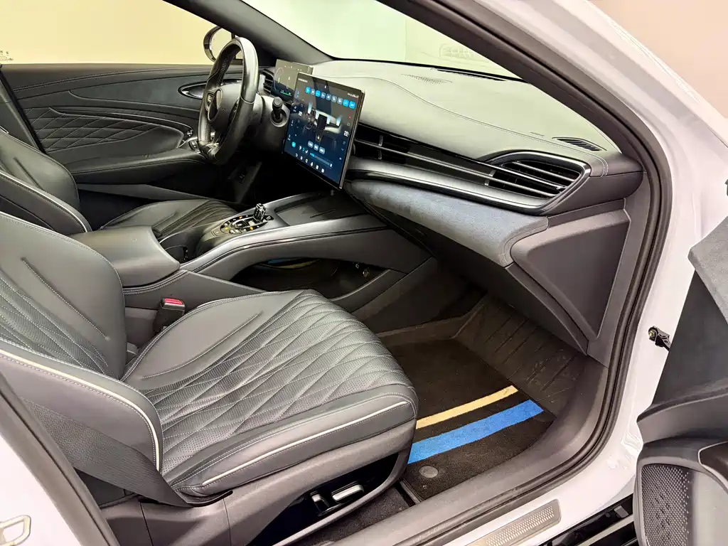 BYD Seal — миниатюра 14