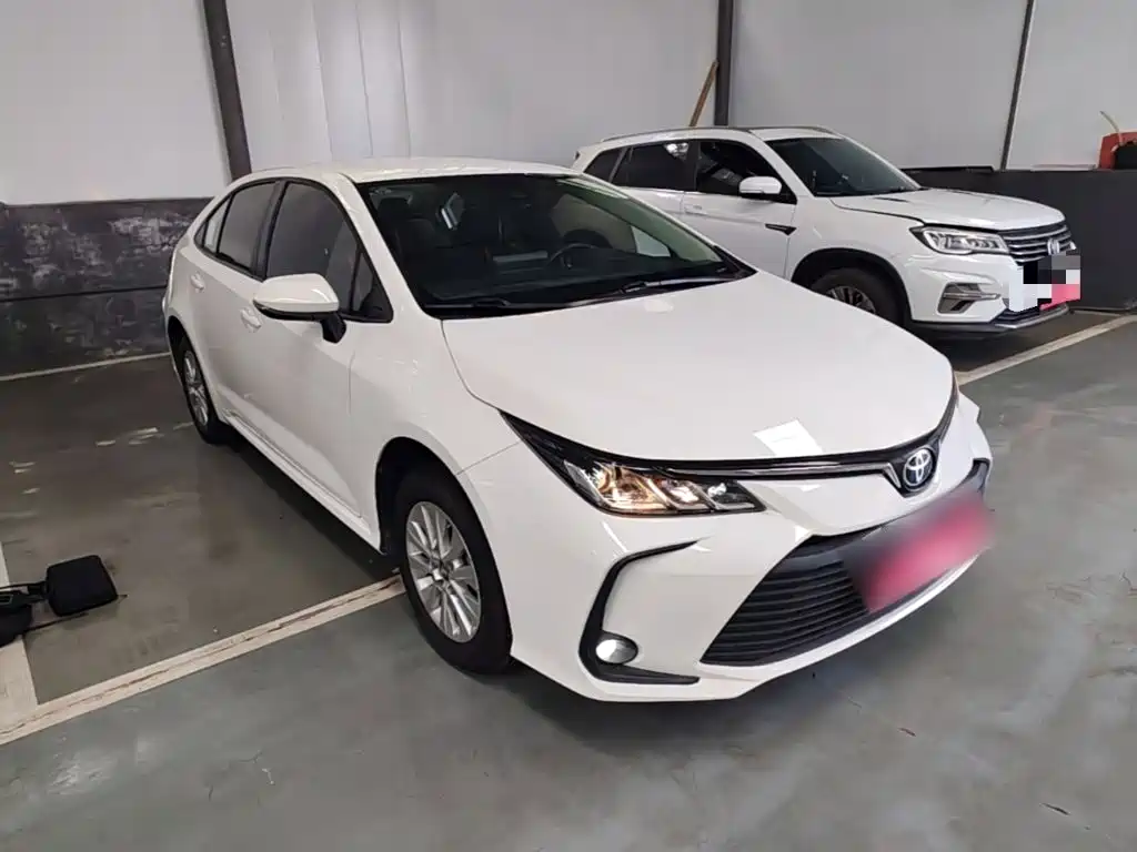 Toyota Corolla — миниатюра 4